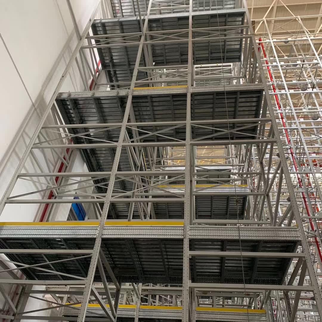 Steel mezzanine platform